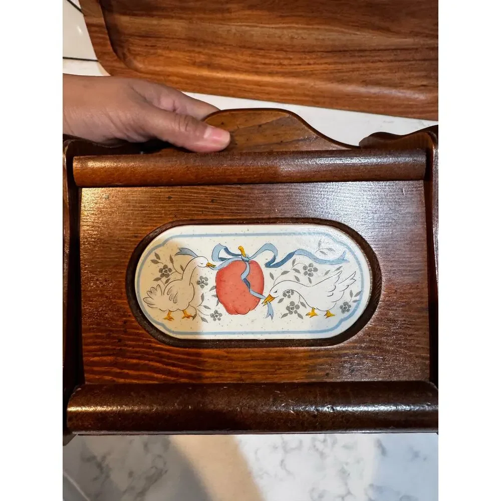 Good Wood International recipe catchall wooden box w/Marmalade goose apple tile